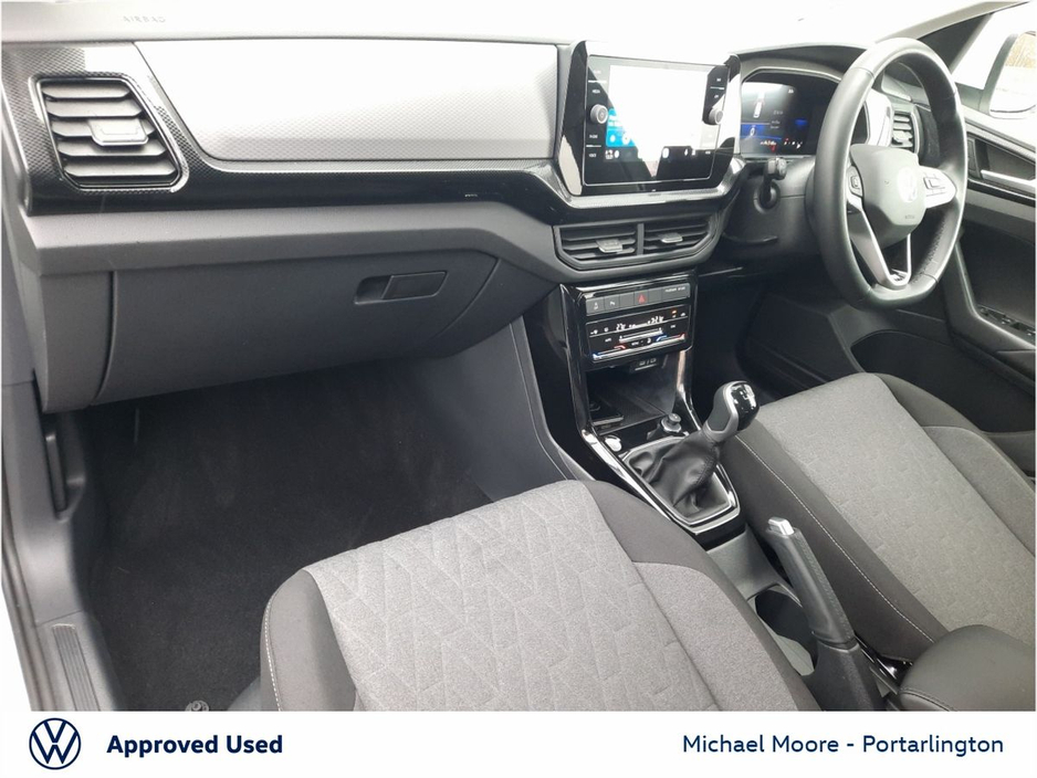 2025 Volkswagen T-Cross T-CROSS 1.0 TSI M5F 95HP €29,950