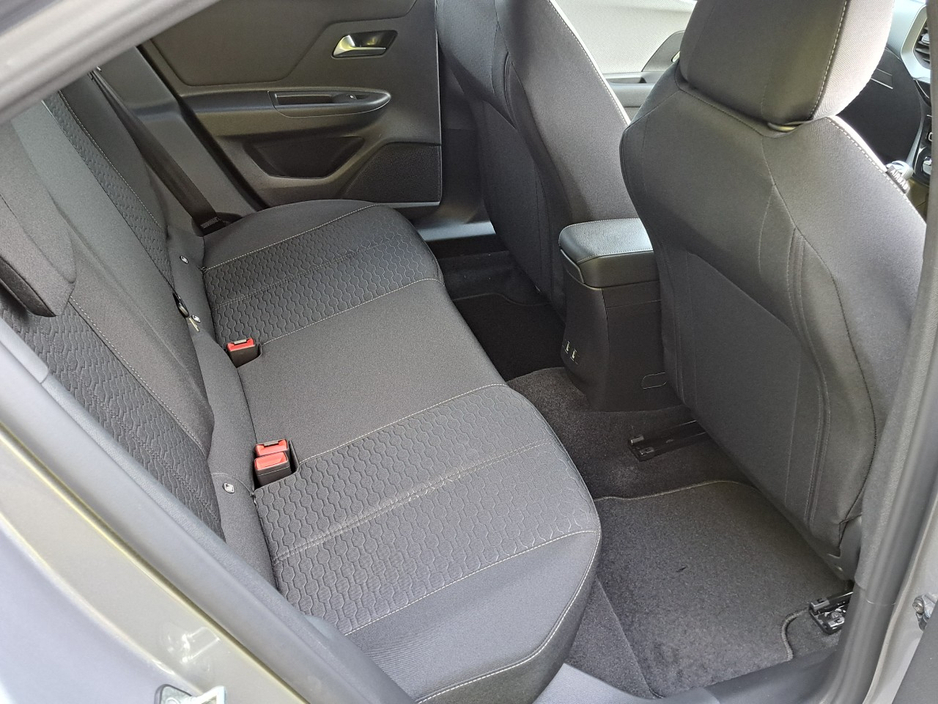 2026 Opel Mokka - image 16