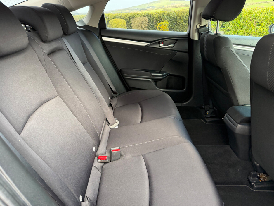 2019 Honda Civic - image 14