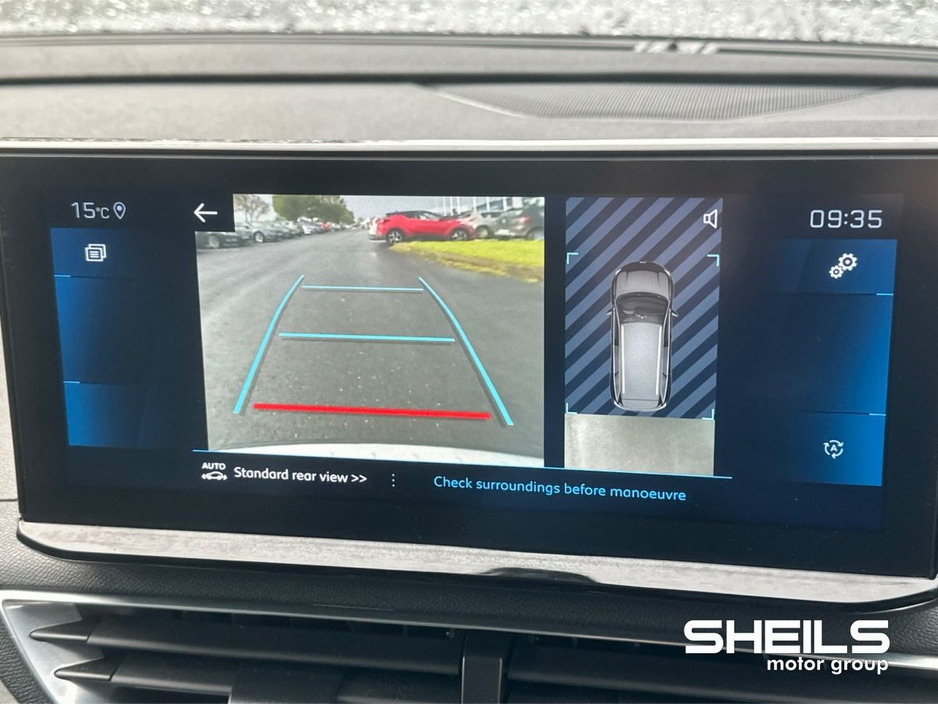 2021 Peugeot 5008 - image 17