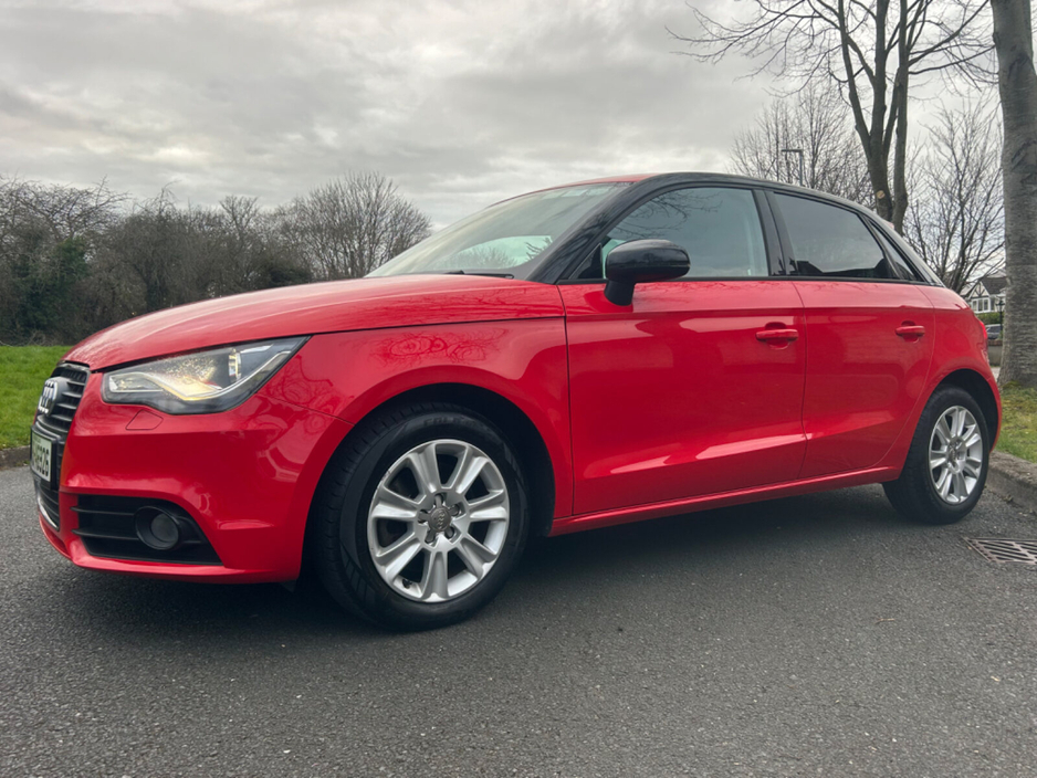 2014 Audi A1 - image 2