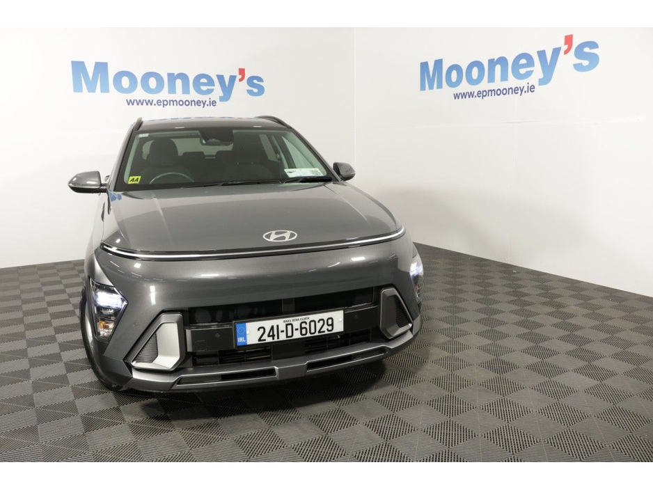 2024 Hyundai Kona - image 2