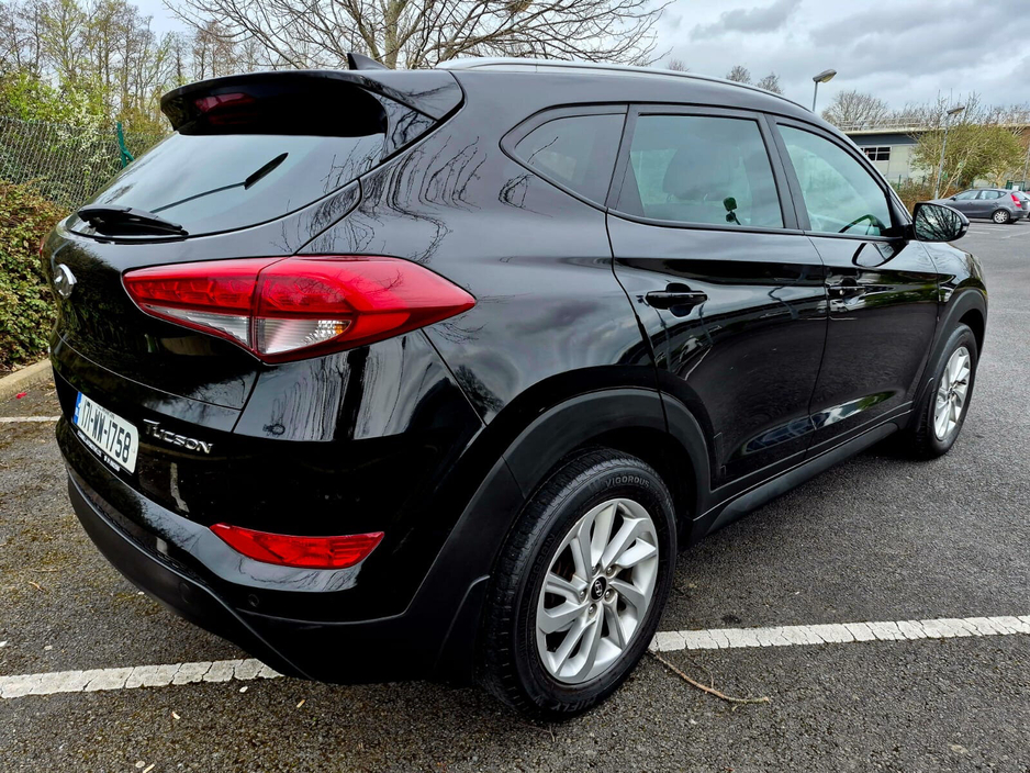 2017 Hyundai Tucson - image 6