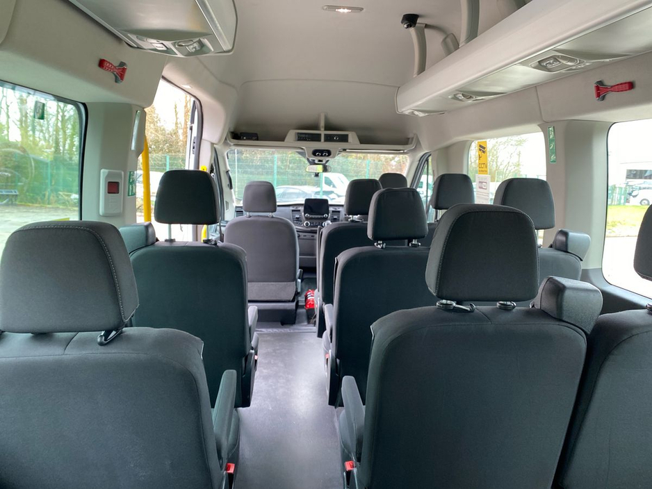 2022 Ford Transit - image 23