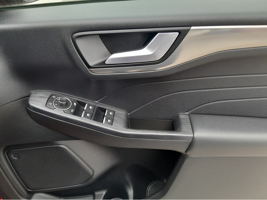 2023 Ford Kuga - image 23