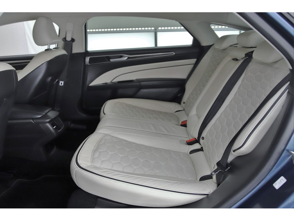 2020 Ford Mondeo 2.0 HYBRID 187BHP VIGNALE AUTO *BEIGE LEATHER* €24,890