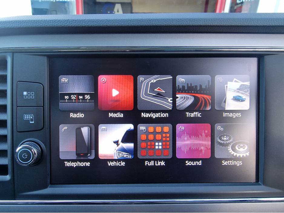 2018 SEAT Leon - image 25