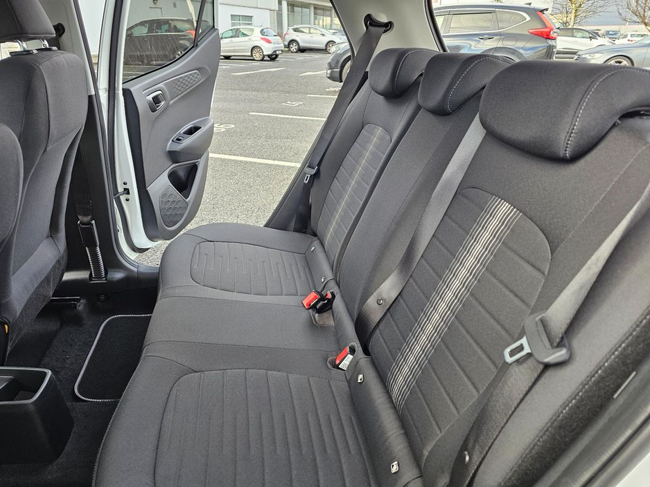 2021 Hyundai i10 1.0 PETROL Deluxe Plus MODEL LOW MILEAGE, FINANCE, NEW NCT, WARRANTY, 5 STAR REVIEWS €13,995