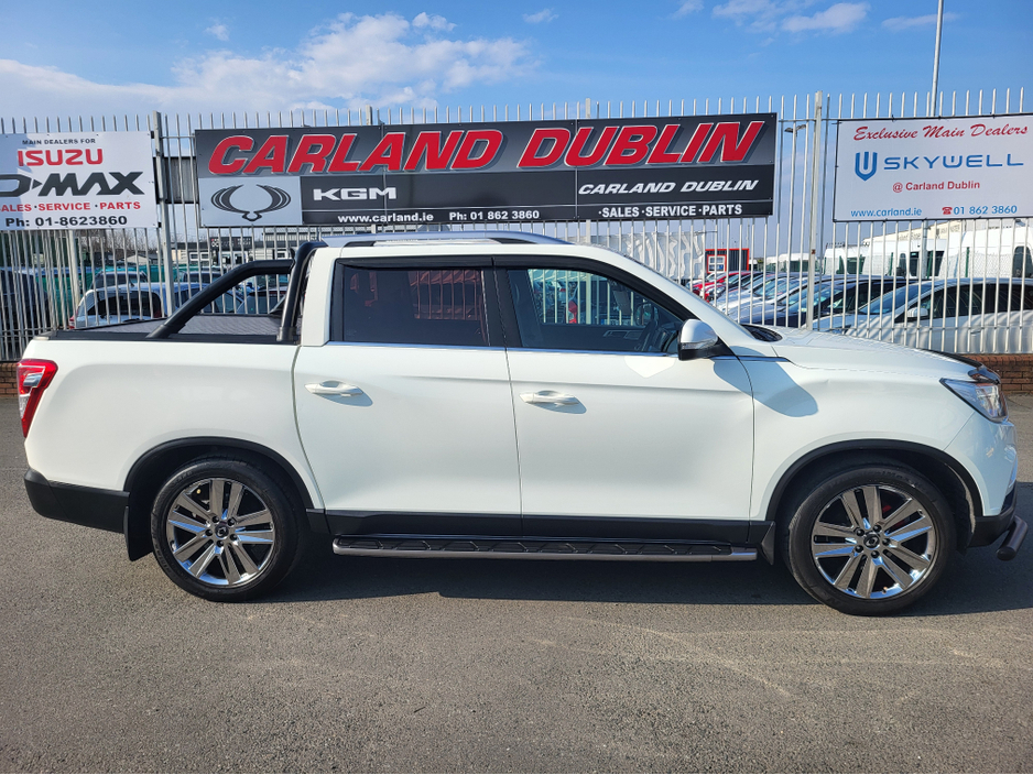 2021 Ssangyong Musso - image 2