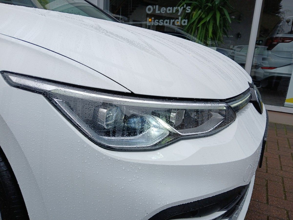 2023 Volkswagen Golf 1.5 TSI 130HP Style, White, 1 owner, 42km €29,900