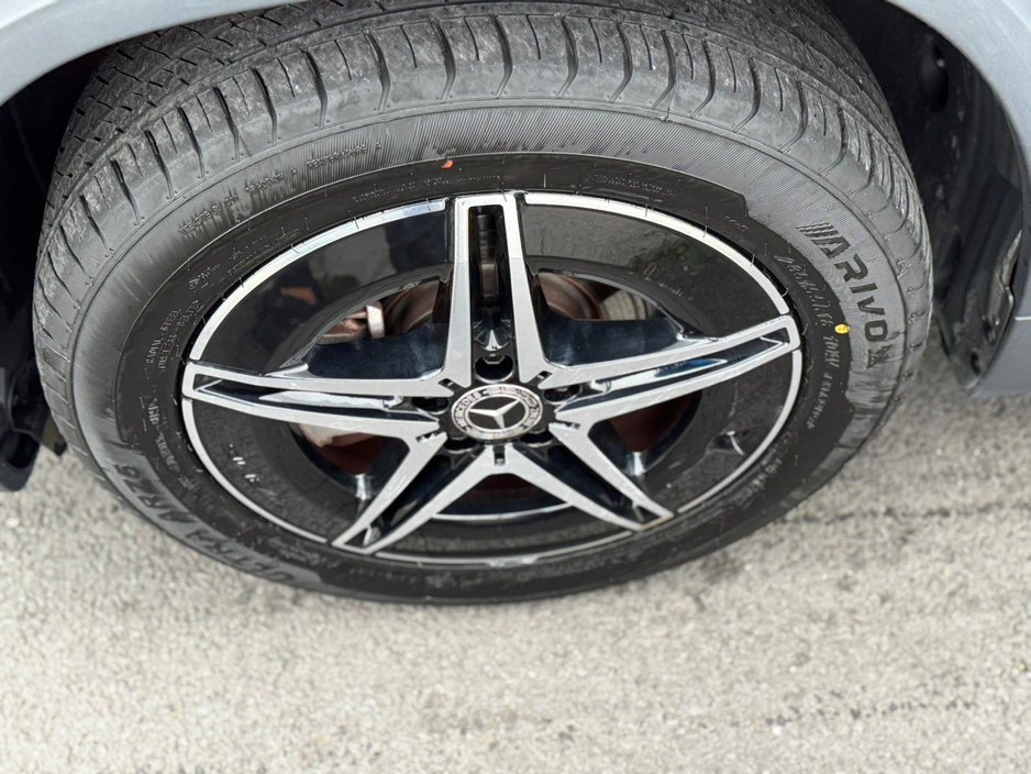 2022 Mercedes-Benz EQA - image 11