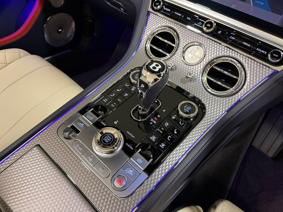 2022 Bentley Continental - image 37