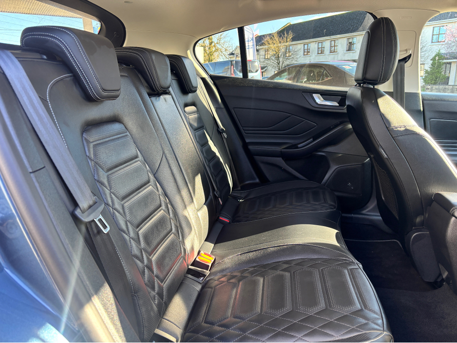 2022 Ford Focus - image 14