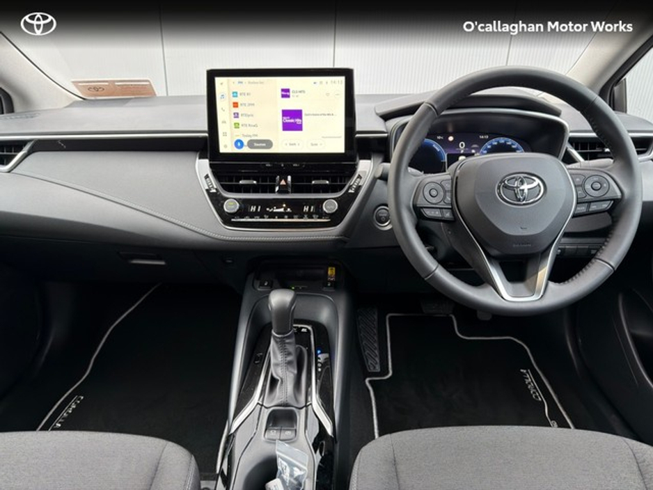 2026 Toyota Corolla COROLLA SALOON LUNA SPORT €38,500