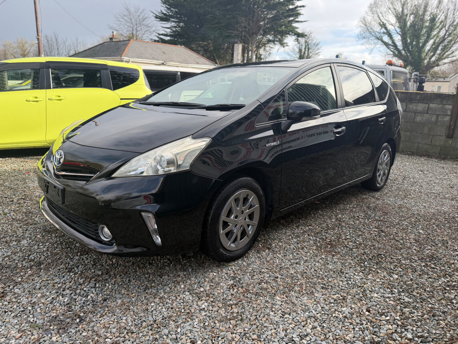 2015 Toyota Prius  €14,900