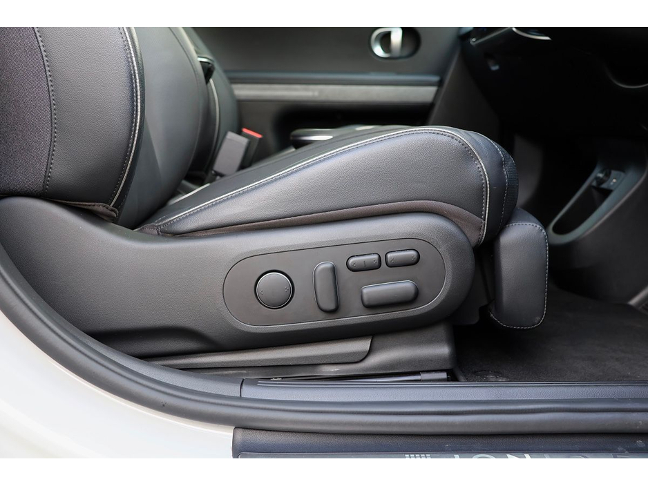 2024 Hyundai Ioniq 5 - image 13