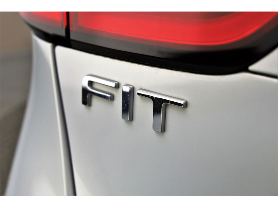 2021 Honda Fit 1.5 HEV E-CVT *9"ANDROID CAR PLAYER*PARK SENSORS*