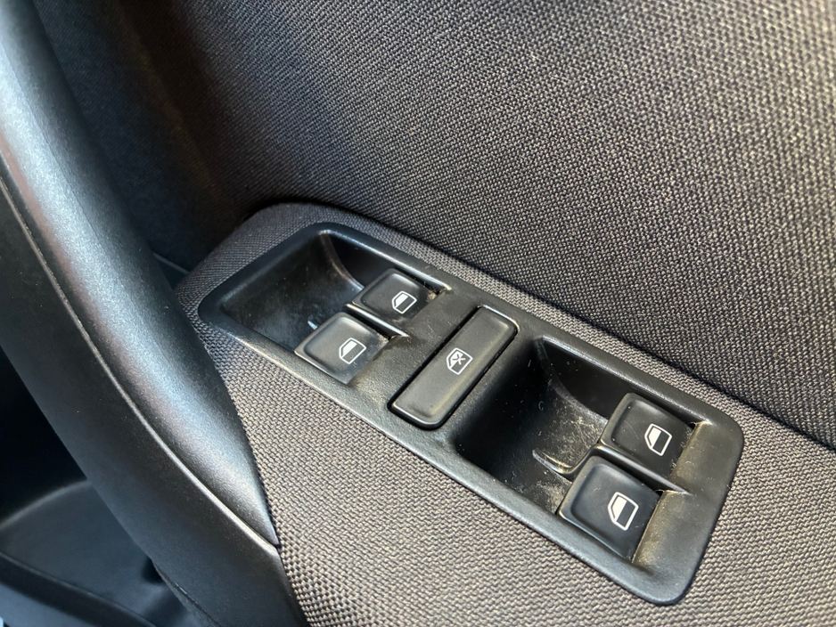 2016 Volkswagen Polo 1.2i TSI Petrol Automatic Trendline €13,500