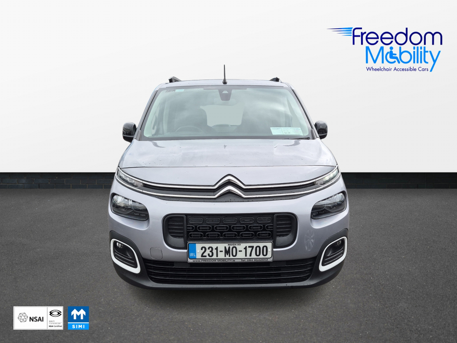 2023 Citroen Berlingo - image 7