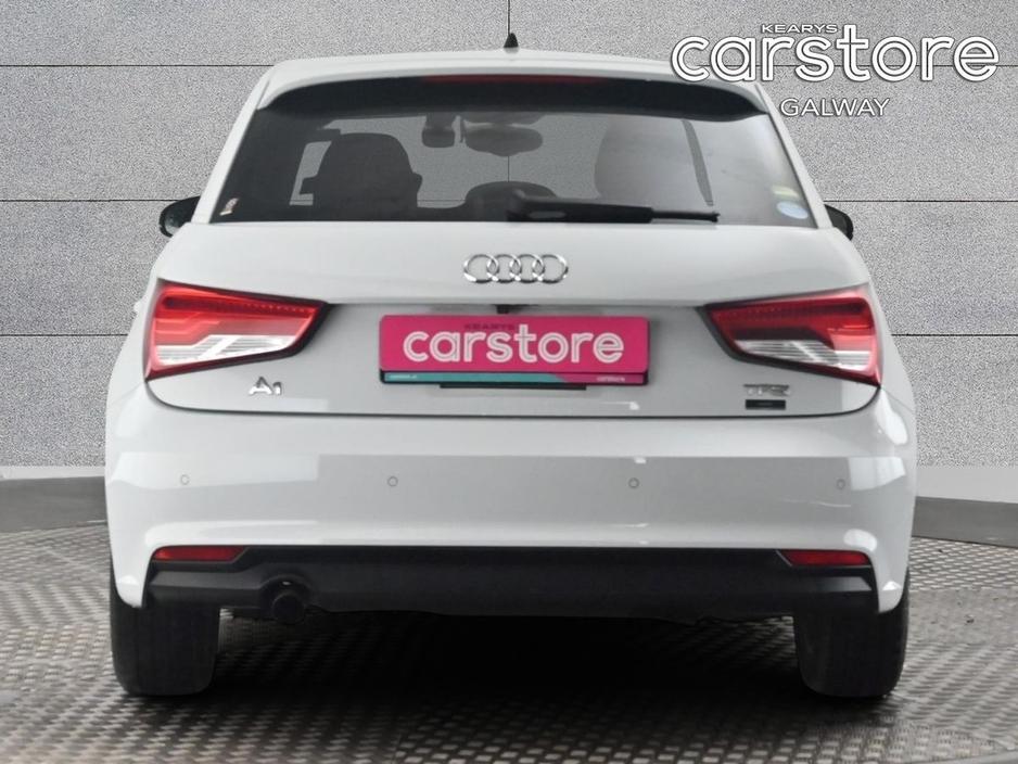 2017 Audi A1 - image 4