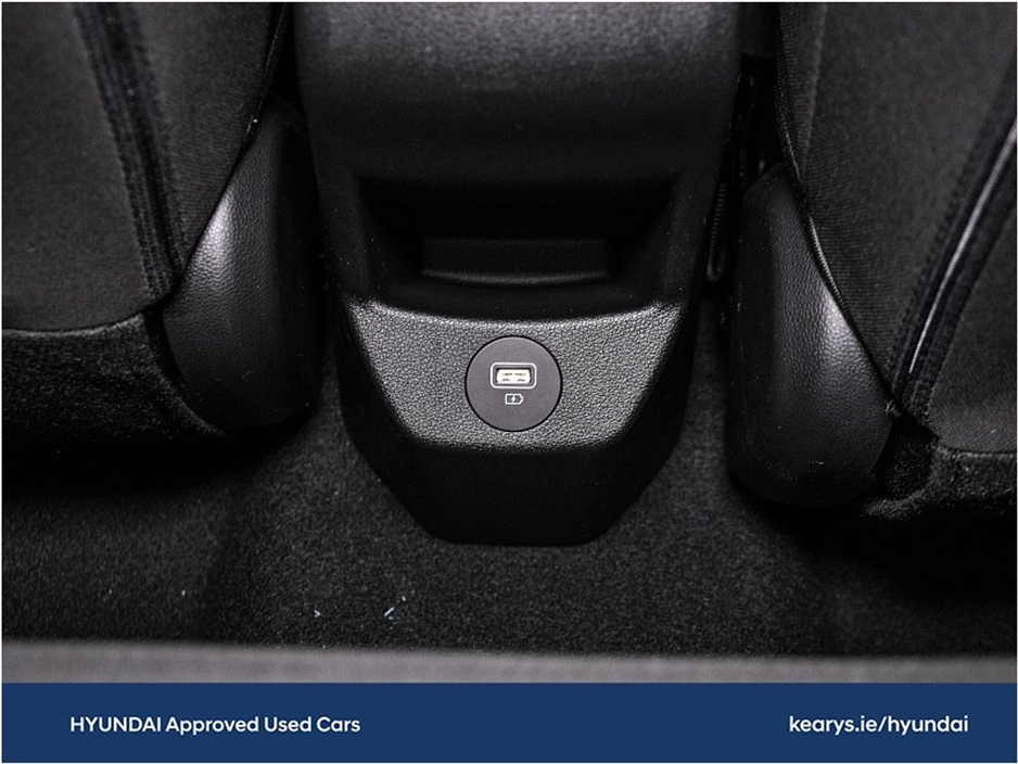 2024 Hyundai Bayon - image 16