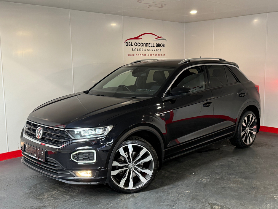 2019 Volkswagen T-Roc - image 2