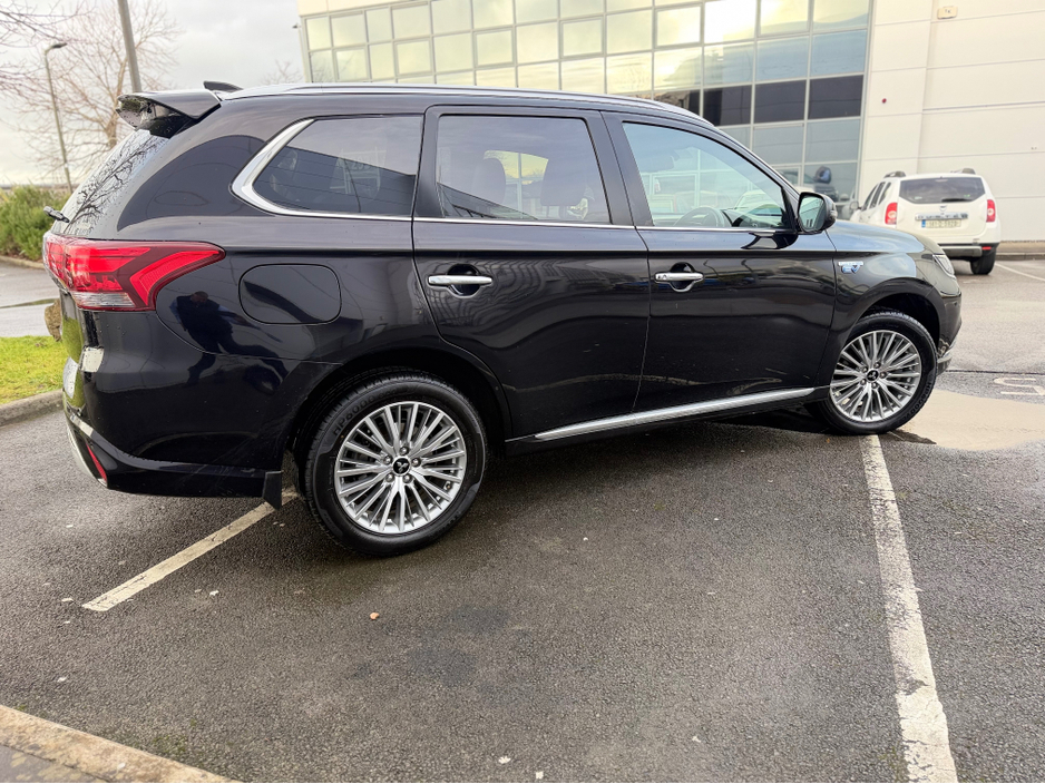 2021 Mitsubishi Outlander Style Edition ~ Petrol Plug In Hybrid. €22,999