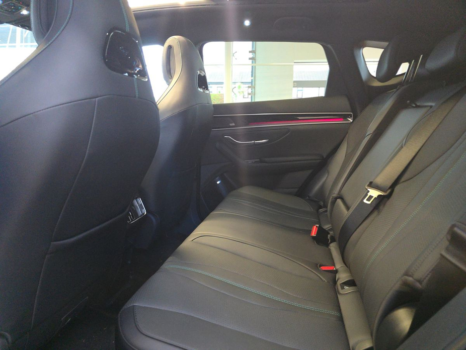 2026 BYD Seal U - image 13