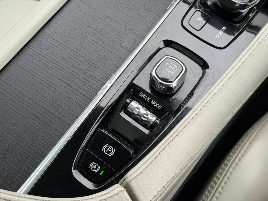 2020 Volvo XC90 AWD INSCRIPTION 2.0 D AUTO €47,950