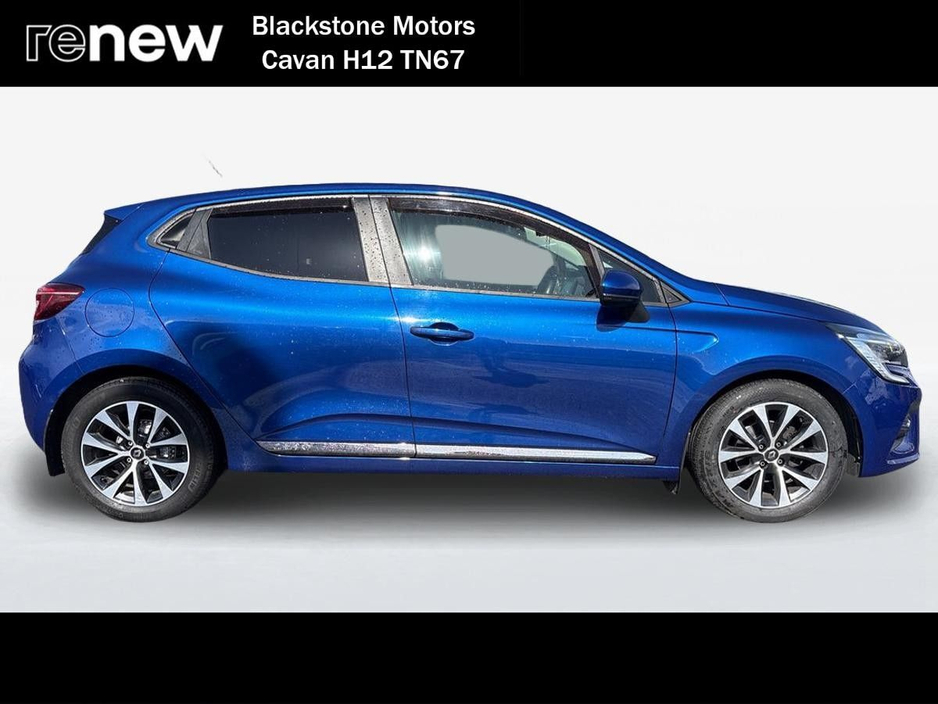 2020 Renault Clio - image 6