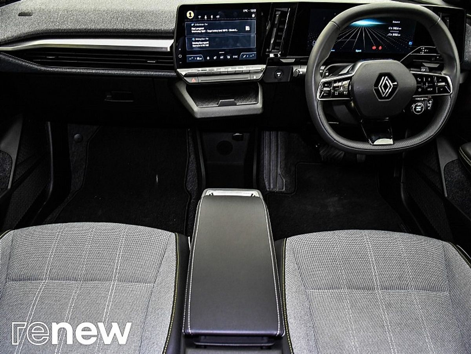 2024 Renault Megane E-Tech Techno EV60 220hp €29,900