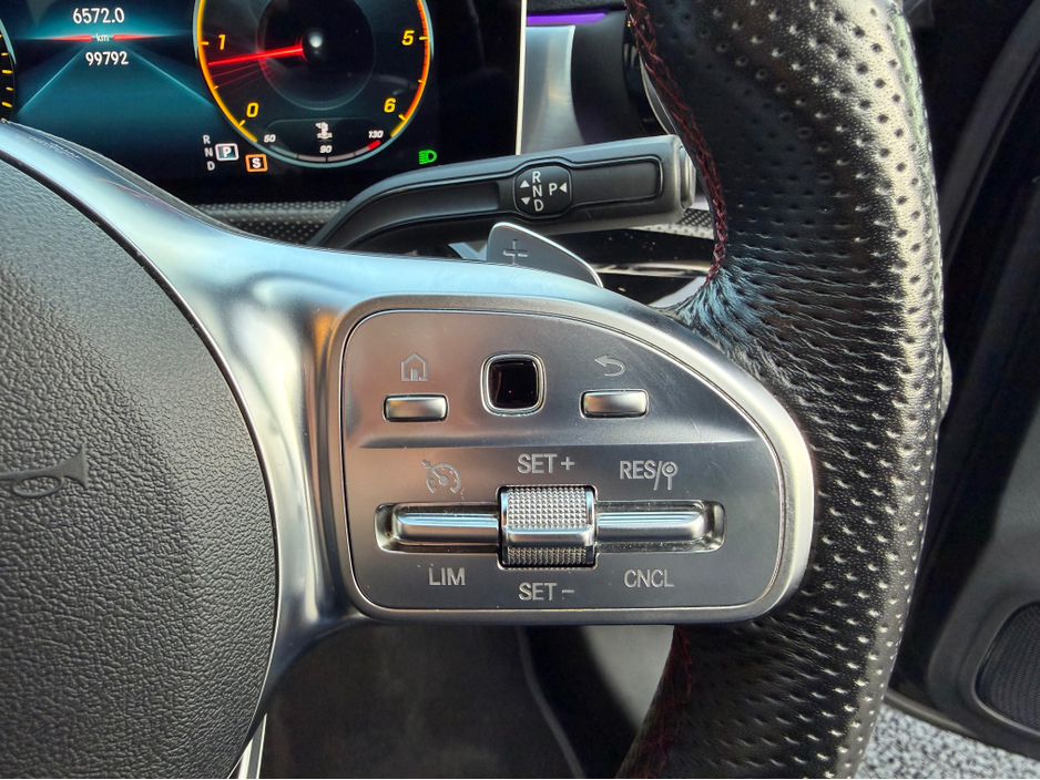 2019 Mercedes-Benz A Class A200d - AMG Premium + Low mileage €24,890