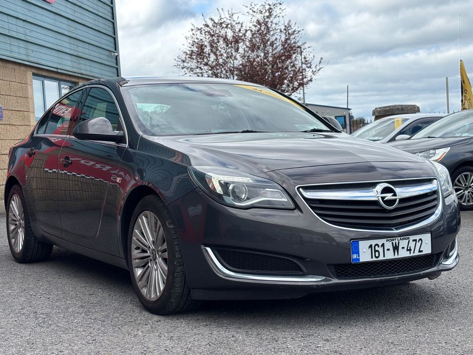 2016 Opel Insignia - image 4