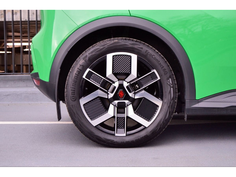 2025 Renault 5 Techno 52kWh 150hp, 2 Tone Roof €30,995