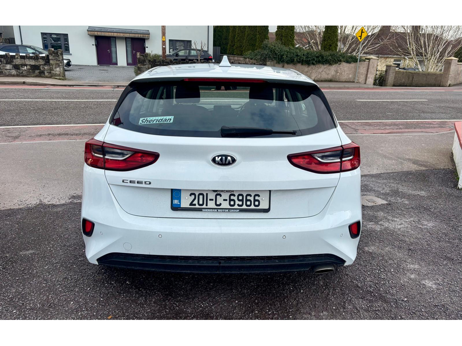2020 Kia Ceed - image 8