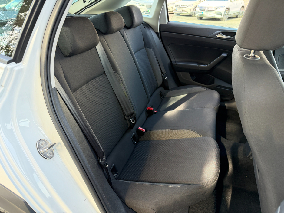 2023 Volkswagen Taigo - image 19