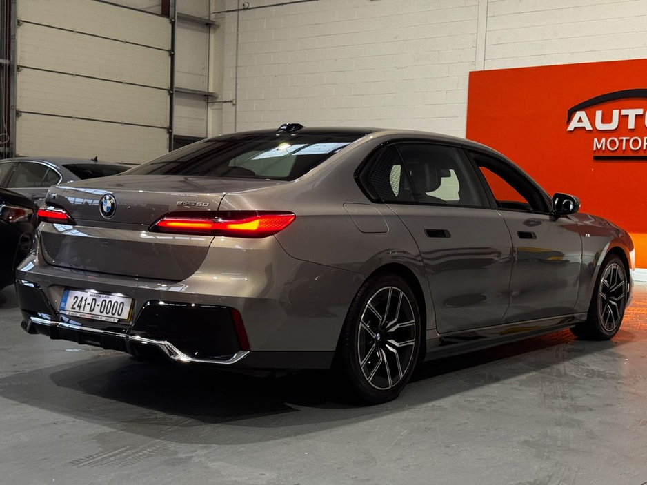 2024 BMW i7 EDRIVE50 M SPORT #37