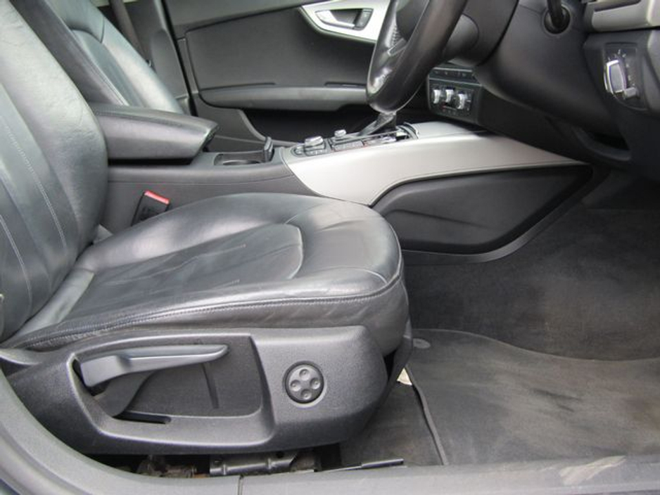 2012 Audi A7 - image 15