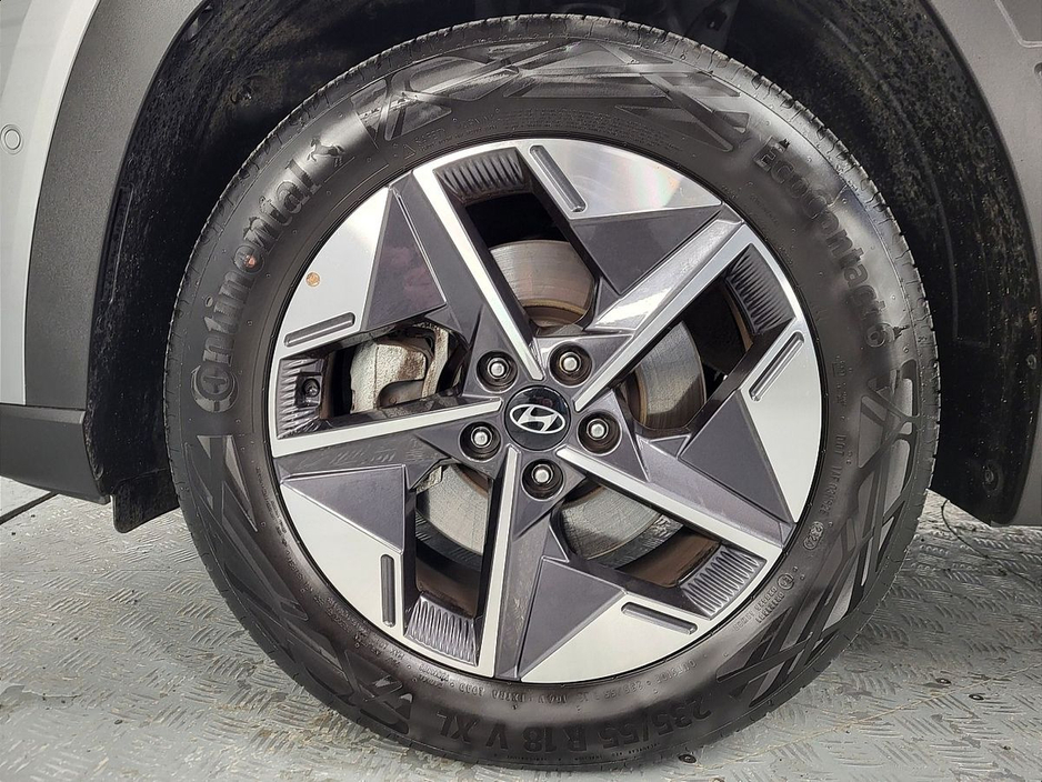 2025 Hyundai Tucson - image 11