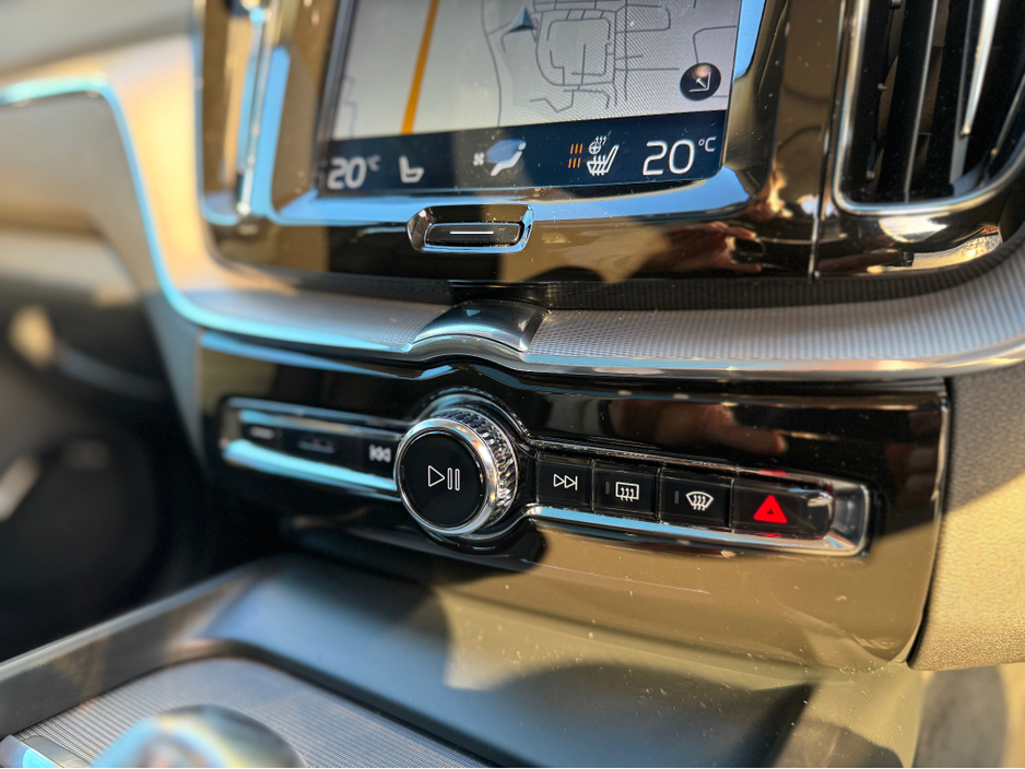 2018 Volvo XC60 T8 TWIN EN PHEV INSCRIPTION 5DR AUTO €29,995