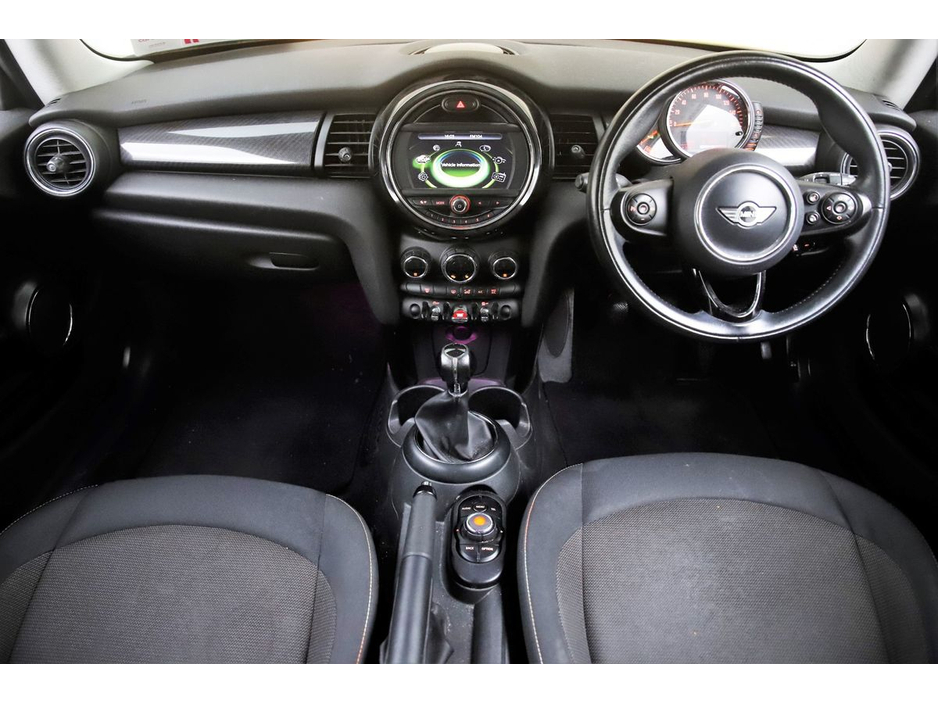 2015 MINI Hatch - image 14