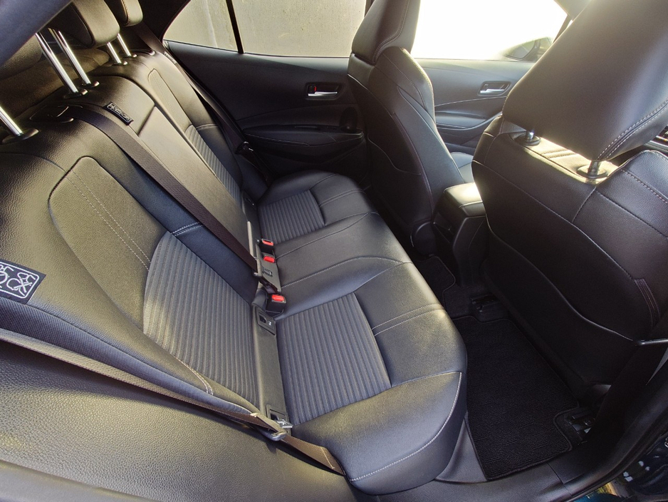 2020 Toyota Corolla - image 12