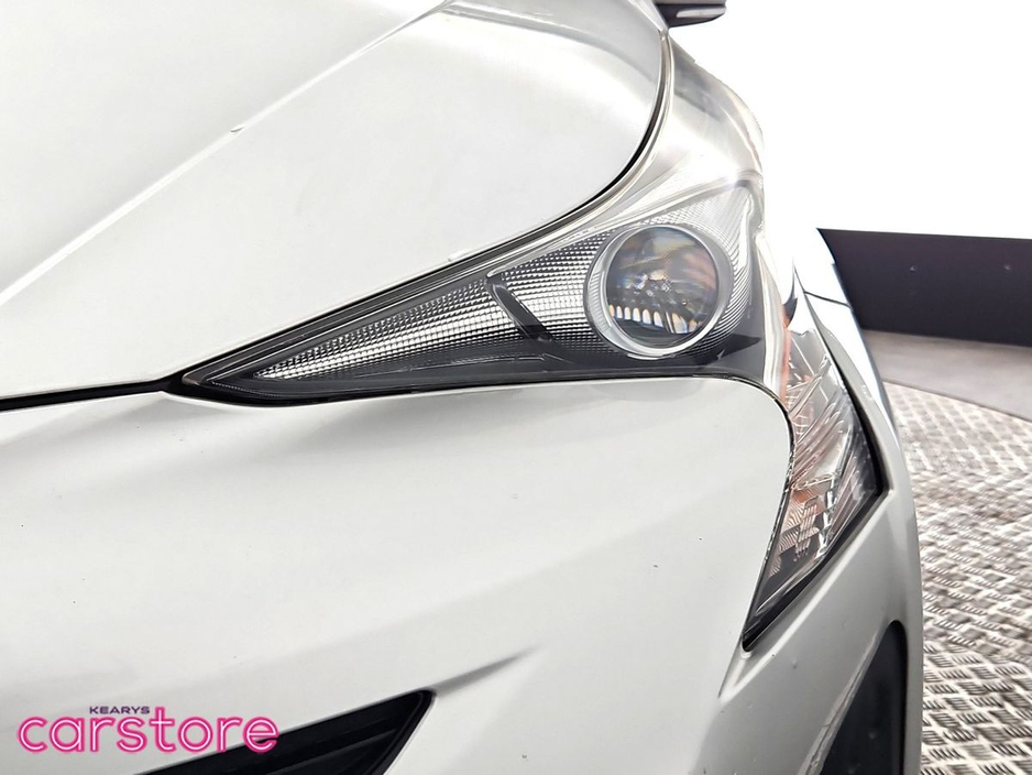 2017 Toyota Prius - image 19