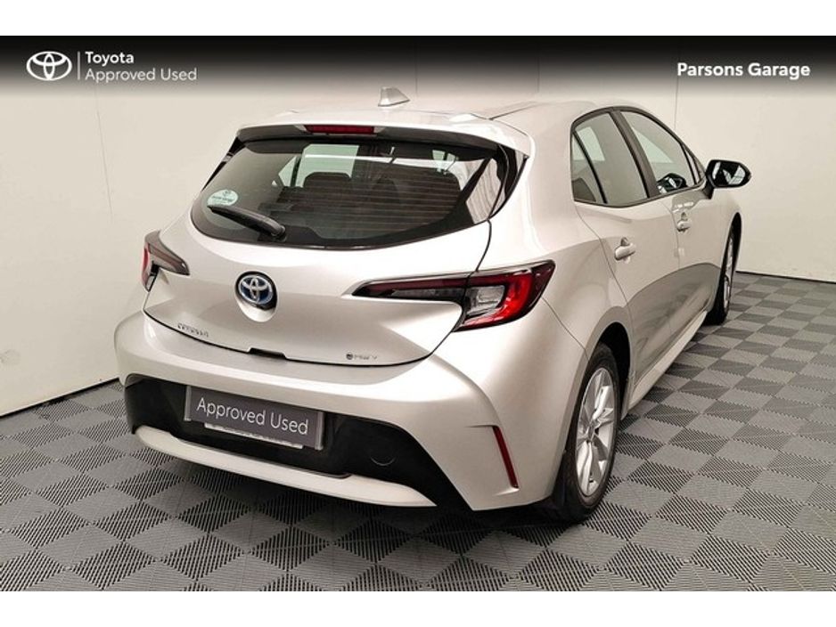 2026 Toyota Corolla - image 2