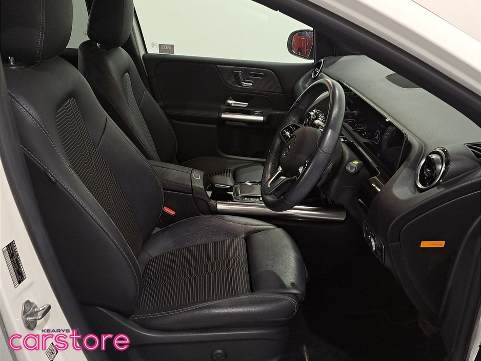 2020 Mercedes-Benz B Class - image 12