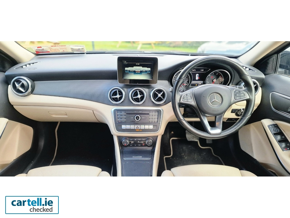 2017 Mercedes-Benz GLA Class - image 17