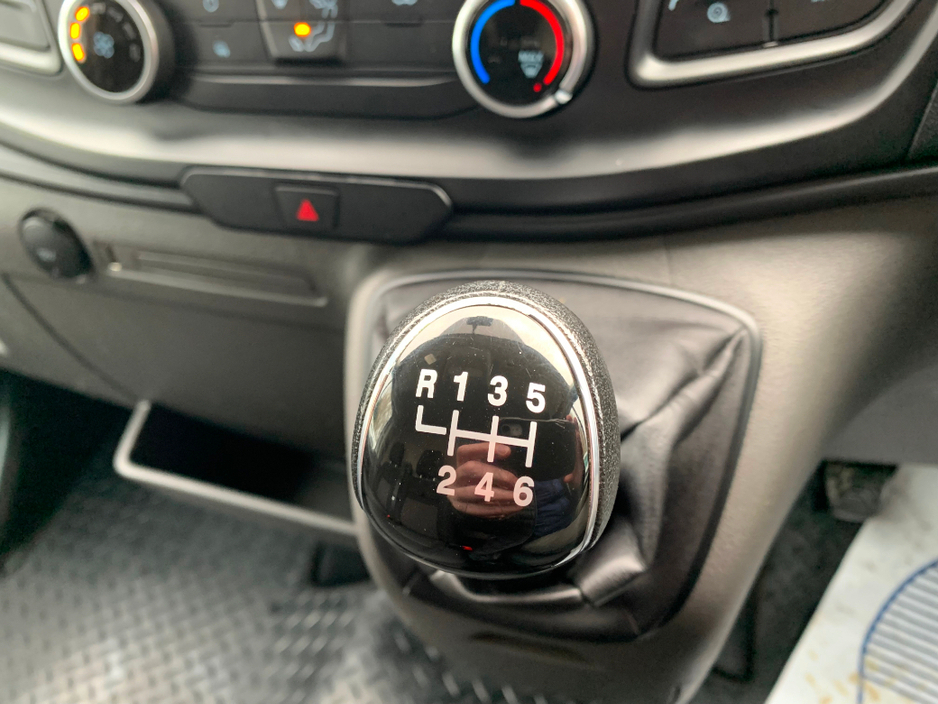 2023 Ford Transit JUMBO 2.0 TDCI 130 PS 350E RWD // PRICE EXCL. VAT // ONE OWNER // GREAT CONDITION // 11/26 CVRT //