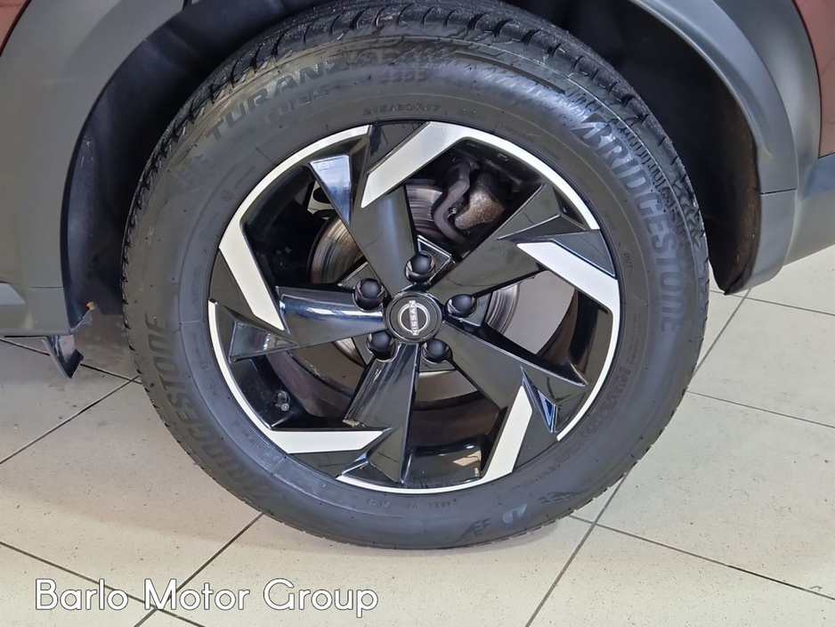 2024 Nissan Juke HYBRID 1.6 SV PREMIUM 2TONE €28,975