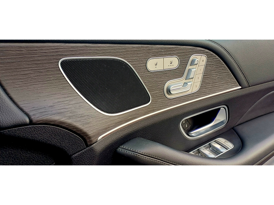 2022 Mercedes-Benz GLE Class - image 10