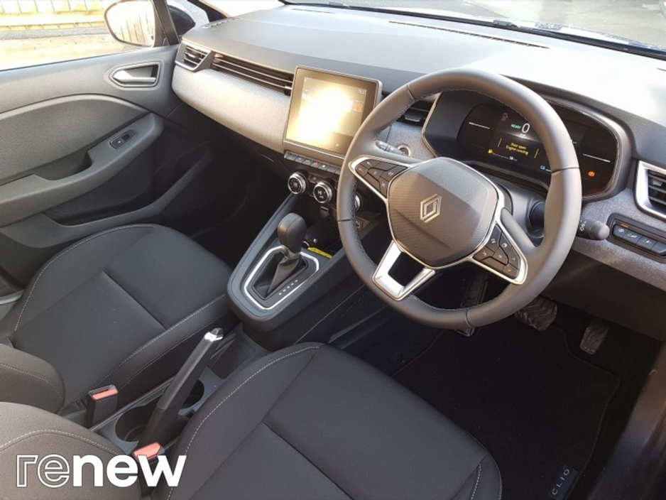 2026 Renault Clio - image 6